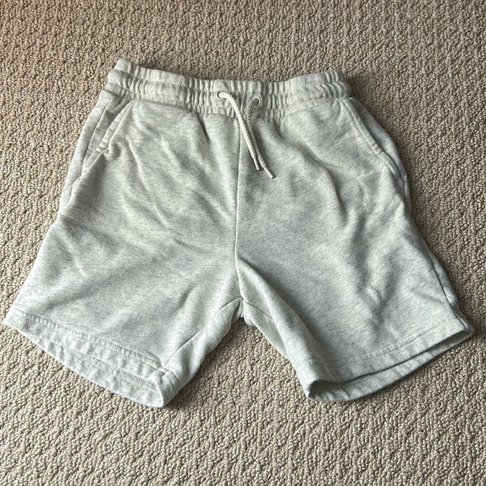 H&M boys shorts
